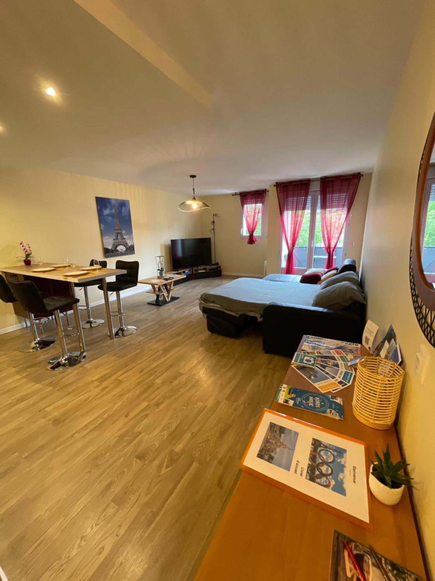 Paris Disneyland Appartement Centre-Ville, Parking, Au Coeur De L'Aviron Vaires-sur-Marne Dış mekan fotoğraf